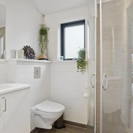 Huldrik - 100m From The Sea By Interhome Semesterbostad