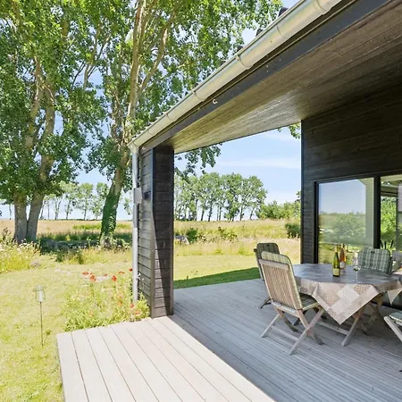 Huldrik - 100m From The Sea By Interhome Nyaraló