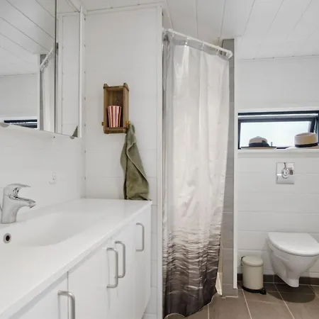 Huldrik - 100m From The Sea By Interhome