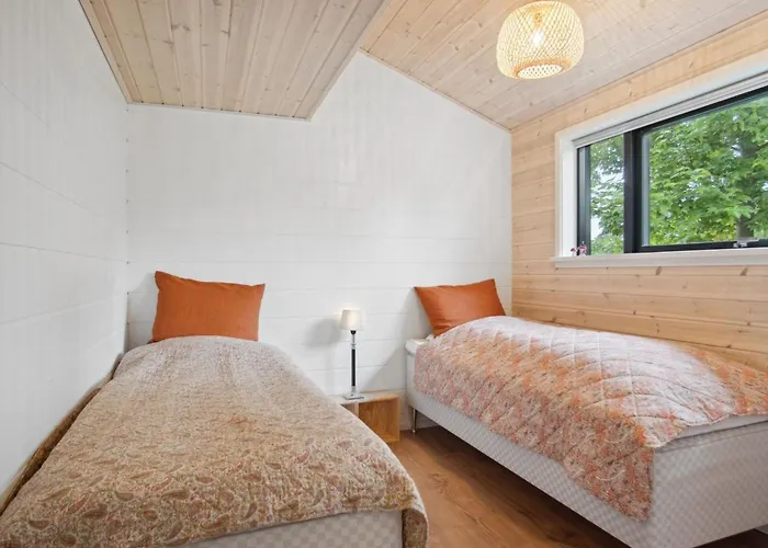 Semesterbostad Huldrik - 100m From The Sea By Interhome *