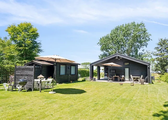 Huldrik - 100m From The Sea By Interhome Semesterbostad *