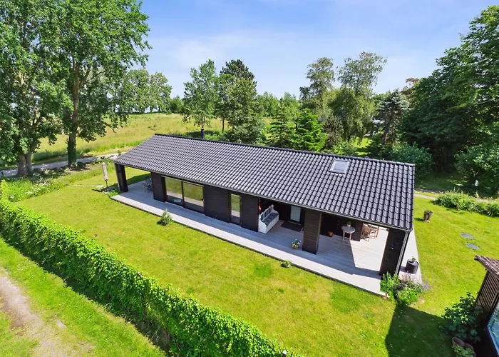 Huldrik - 100m From The Sea By Interhome